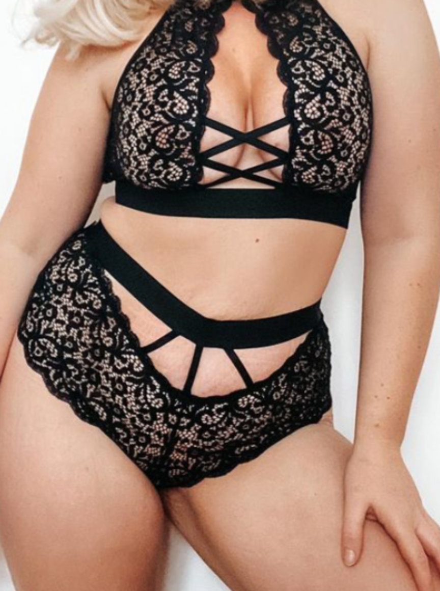 Available in plus sizes this sexy balck lace piece uses a high waist to contour your curves and make you feel amazing